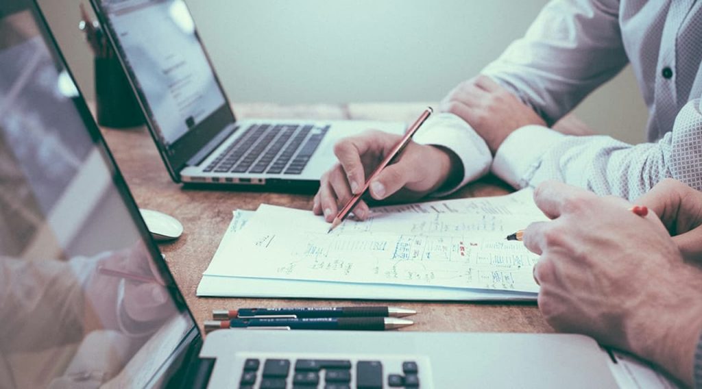 Comparing Tax Residency vs. Citizenship: Which Offers Greater Mobility?